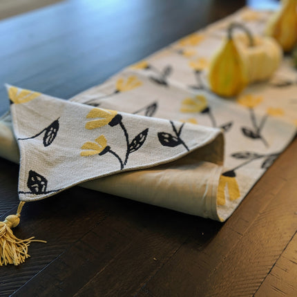 DaDa Bedding Yellow Fleur Floral Garden Woven Tapestry Dining Table Runner (18112)