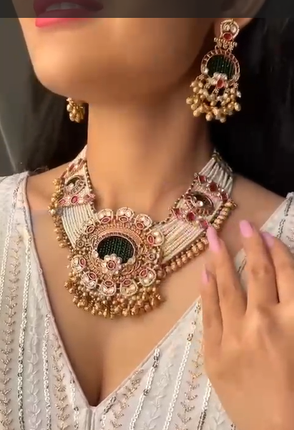 Beautiful Pearl Necklace with Earrings