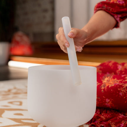 8" White-Frosted Crystal Singing Bowl, Note C5, Root Chakra