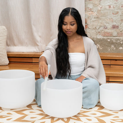 3-Piece White-Frosted Crystal Singing Bowl Set, A4/F4/C4, 432 Hz