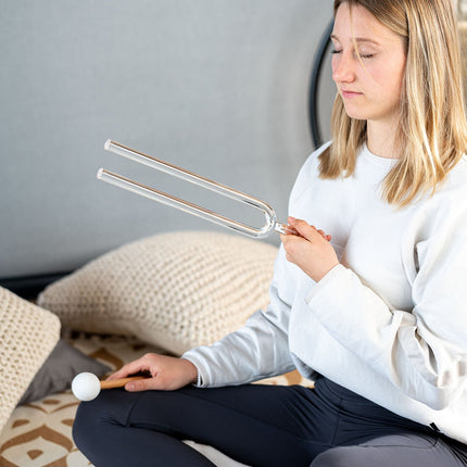 17.7" Crystal Tuning Fork, F3 / 174.61 Hz