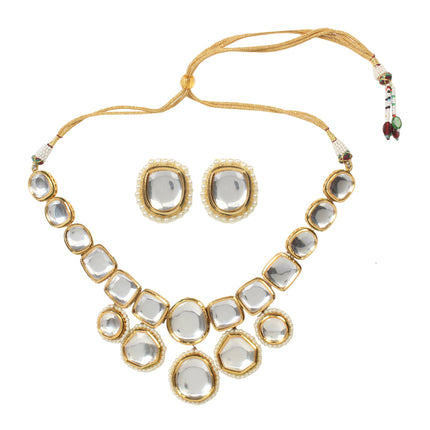 Royal Kundan Necklace with Matching Earrings