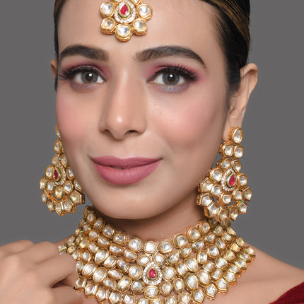 Beautiful Handcrafted Maharani Kundan Necklace Set