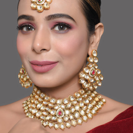 Beautiful Handcrafted Maharani Kundan Necklace Set