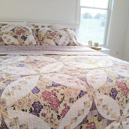 DaDa Bedding Wisteria Cottage Roses Floral Lightweight Quilted Bedspread Set (HS-1003)