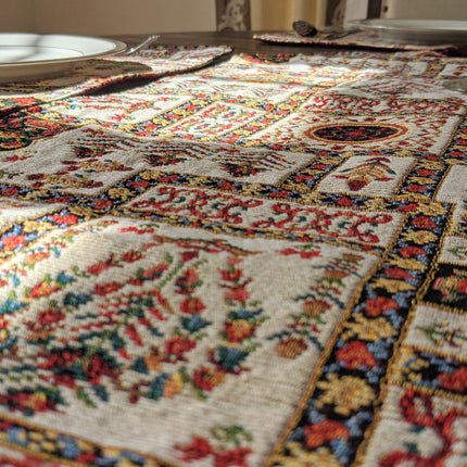 DaDalogy Bedding Cottage Mughal Floral Woven Tapestry Table Runner, Light Fleur White Botanical Vintage (18196)