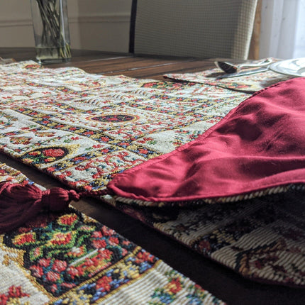 DaDalogy Bedding Cottage Mughal Floral Woven Tapestry Table Runner, Light Fleur White Botanical Vintage (18196)