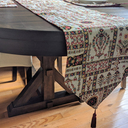 DaDalogy Bedding Cottage Mughal Floral Woven Tapestry Table Runner, Light Fleur White Botanical Vintage (18196)