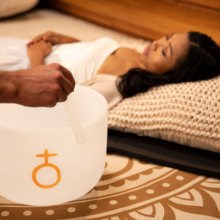 12" Planetary Tuned Crystal Singing Bowl, Earth Year / Om 136.10 Hz