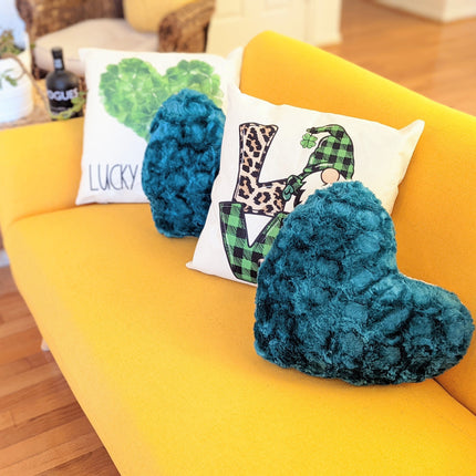 DaDa Bedding Lucky Irish Teal Green Faux Fur Heart Shaped Throw Pillow - 16” x 14”