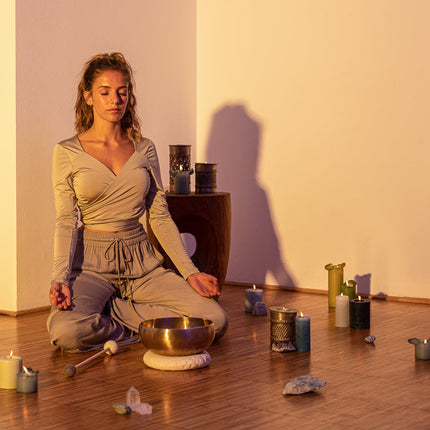 9" Cosmos Therapy Series Singing Bowl, 1500g