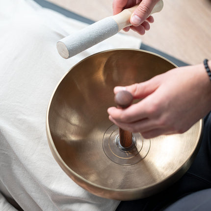 Singing Bowl Suction Holder, Medium