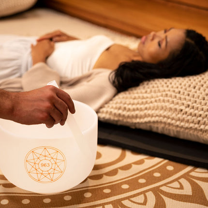 10" Solfeggio Crystal Singing Bowl, 963 Hz, Note B4