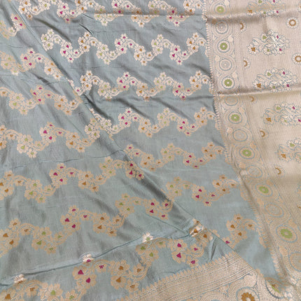 Exclusive Pure Banarasi Khaddi Katan Kadhuwa Silk Allover Flowers Booti Handloom Saree