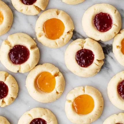 Andy Anand 20 pcs Italian Amaretti Almond Cookies, Chocolate, Peach, Orange. 8 flavors, Baked in Italy, Italian Tradition: Freshly Baked Amaretti Biscuits