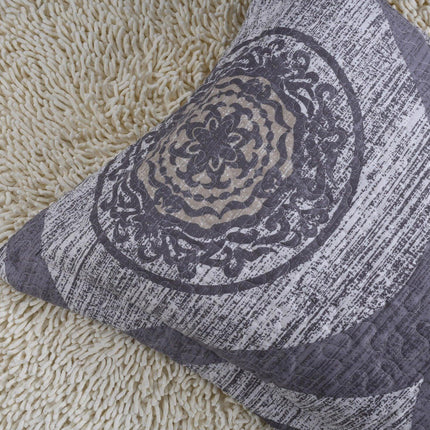 DaDa Bedding Rustic Grey Mosaic Distressed Medallion Reversible Quilted Bedspread Set (SD16299)