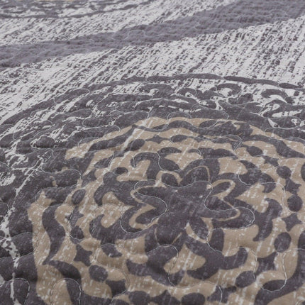 DaDa Bedding Rustic Grey Mosaic Distressed Medallion Reversible Quilted Bedspread Set (SD16299)