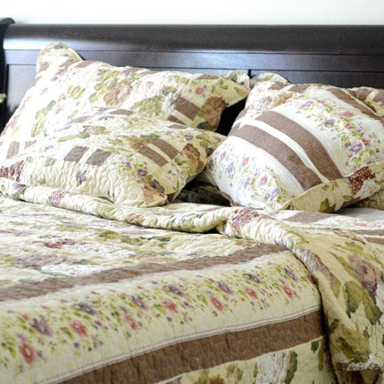 DaDa Bedding Vintage Cottage Rose Garden Floral Ivory Yellow Cotton Scalloped Quilted Bedspread Set (DXJ103478)