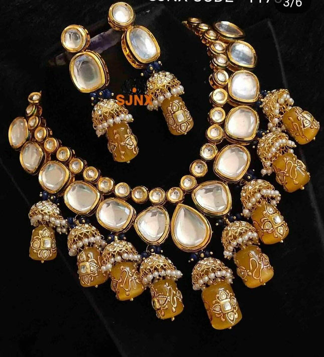 Designer Onyx Beads Kundan Set