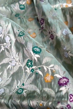 Exclusive Pure Banarasi Soft Meenakari Weaving Katan Silk Saree