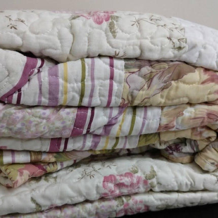 DaDa Bedding Cottage Floral Blossoming Patchwork Quilted Coverlet Bedspread Set (DXJ103112)