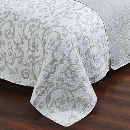 DaDa Bedding Luxe Couture Floral White Freesia Vineyard Elegant Coverlet Bedspread Set (HS-8760)